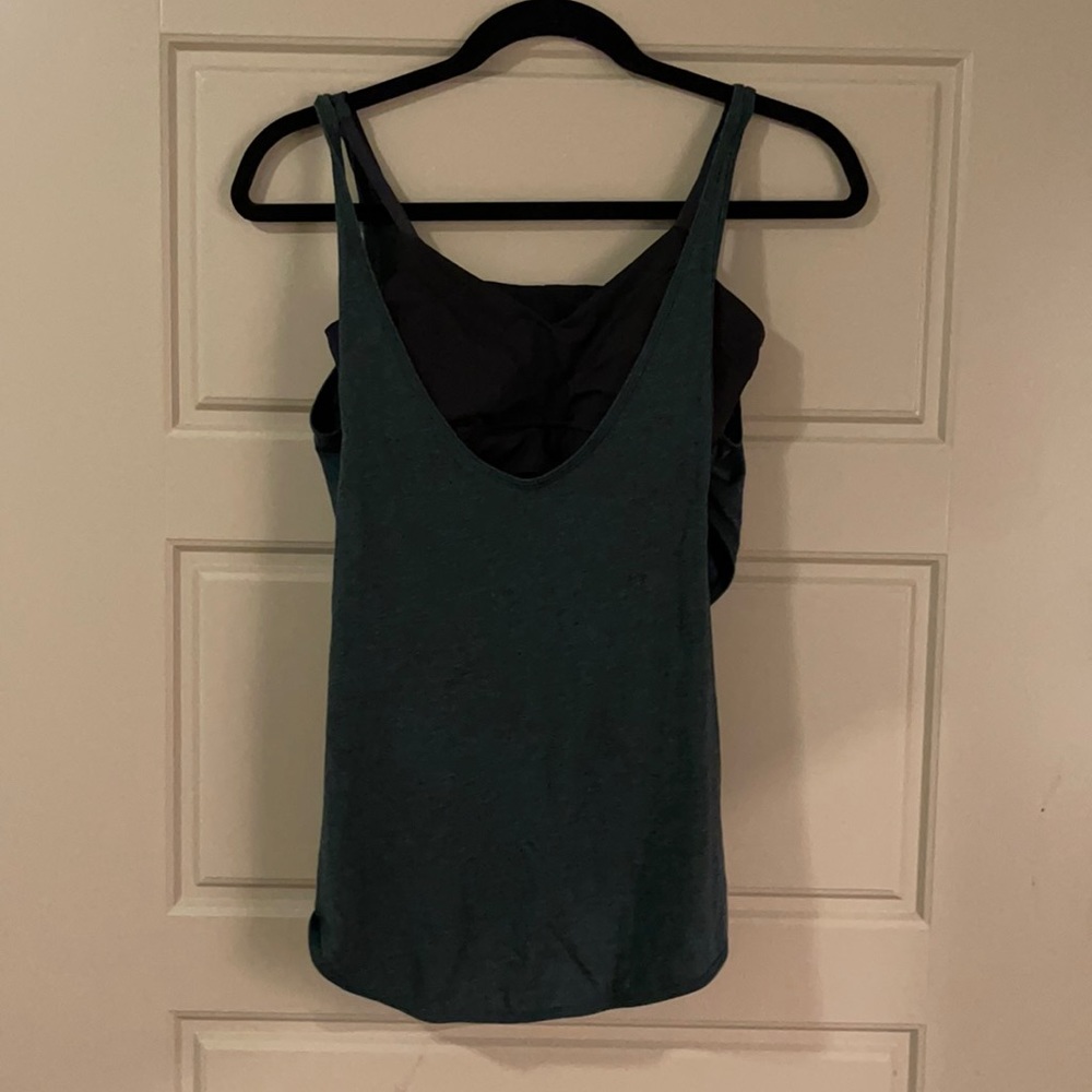 LULULEMON DARK GREEN TANK W BUILT IN BRA